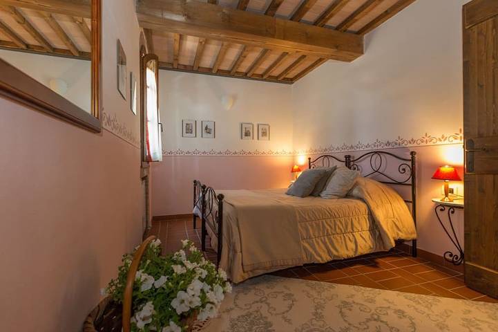 Appartamento intero, Appartamento in agriturismo (Melograno 6+1), Area Volterra, San Gimignano,Pisa in Peccioli, Pisa e dintorni