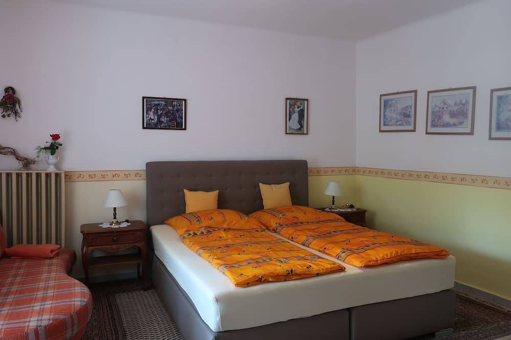 Wellness, hiking and family vacation in a lavishly renovated country house in Döbrököz, Tolna megye