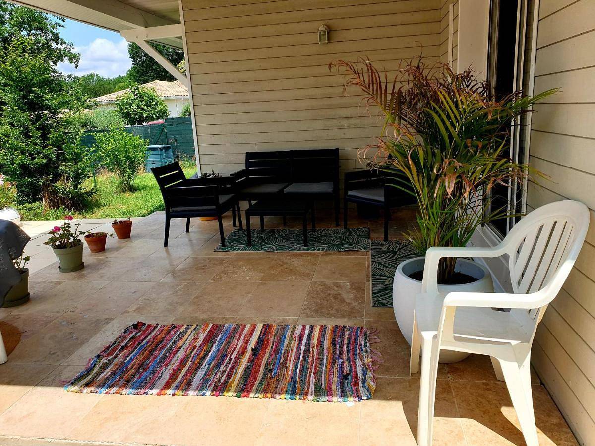 Four-Bedroom House in Salles, Région d'Arcachon