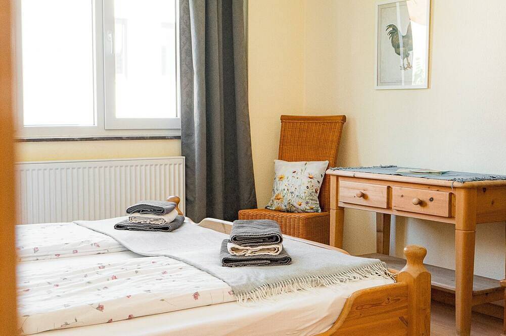 Ganze Wohnung, Ferienwohnung auf dem Landhof Rothenberg mit Balkon, familienfreundlich in Oberzent, Odenwaldkreis