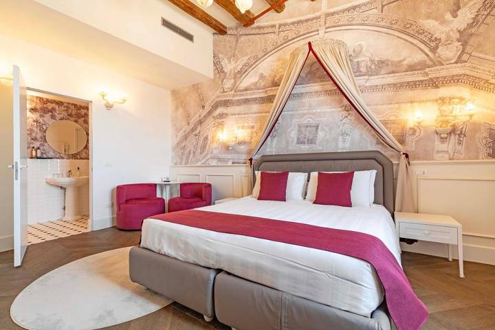 Maison d’hôte pour 2 personnes, avec terrasse dans Place Saint Marc - 3