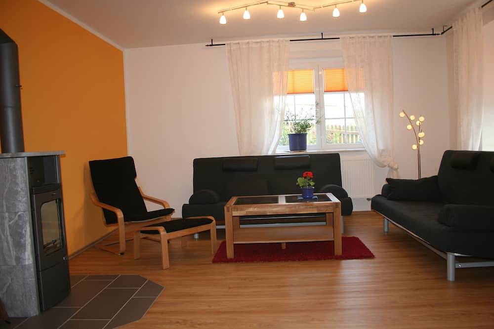 Ganze Wohnung, Ferienwohnung zwischen den Metropolen Dresden, Chemnitz und Leipzig in Königsfeld, Chemnitz und Umgebung