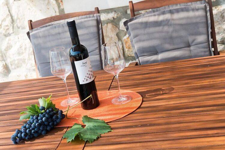 Holiday Home Anima Maris- Duplex Two Bedroom Holiday Home with Terrace and Sea View in Ston, Dubrovnik-Neretva