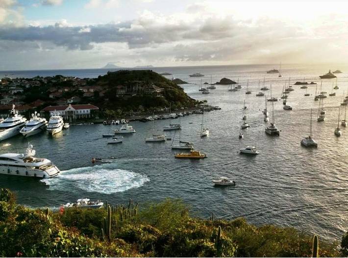 Bateau pour 8 personnes, avec vue et piscine, animaux acceptés dans Saint-Barthélemy