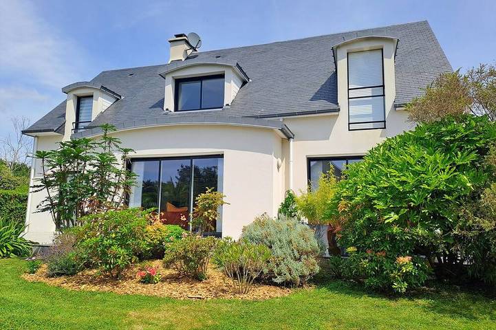 Ferienhaus für 8 Personen, mit Garten