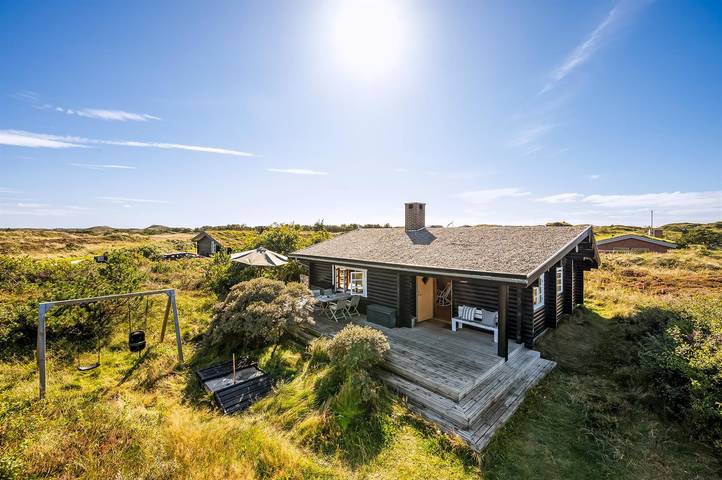 Ferieudlejning for 4 personer, med terrasse, husdyr tilladt i Henne