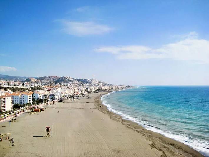 Casa rural para 6 personas, con piscina y balcón en Rincón de la Victoria