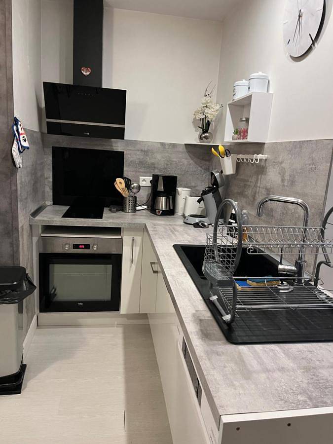 Gîte pour 4 personnes, avec vue à Savignac-les-Ormeaux - 4