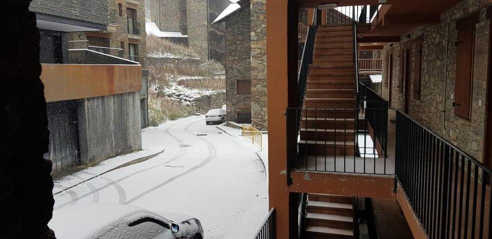 Gîte pour 4 personnes, avec balcon ainsi que jardin et vue à Soldeu - 2