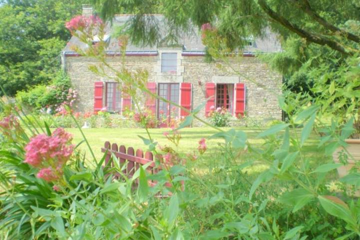 Gîte pour 4 personnes, avec Terrasse et Jardin à Plaudren