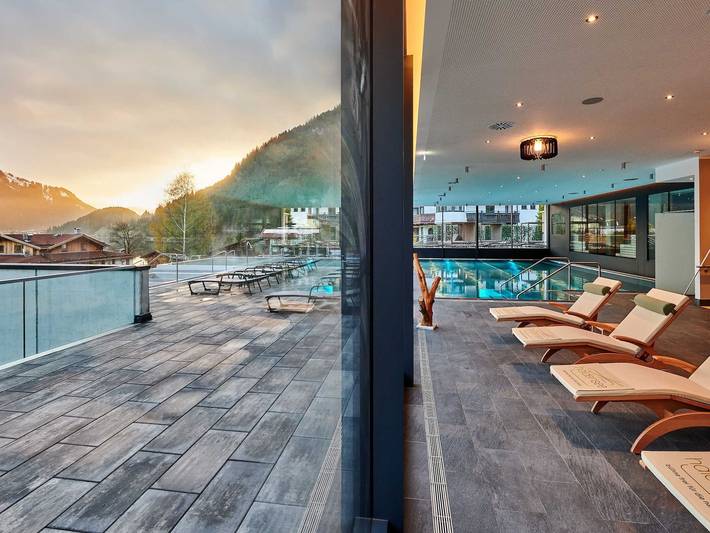 Hotel für 2 Personen, mit Balkon und Terrasse sowie Garten und Pool am Haldensee - 3