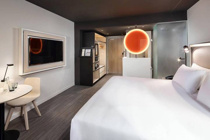Hôtel pour 3 personnes, animaux acceptés à Roissy-en-France - 2