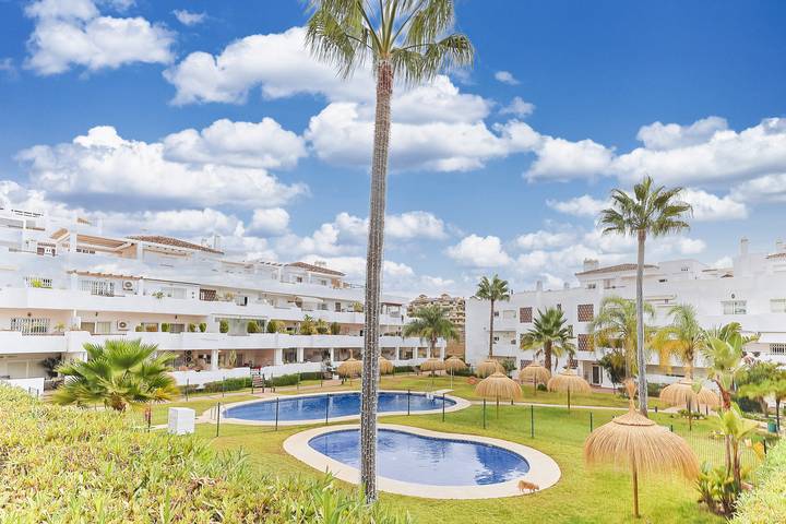 Entire apartment, Penthouse Luny in La Resina, Estepona