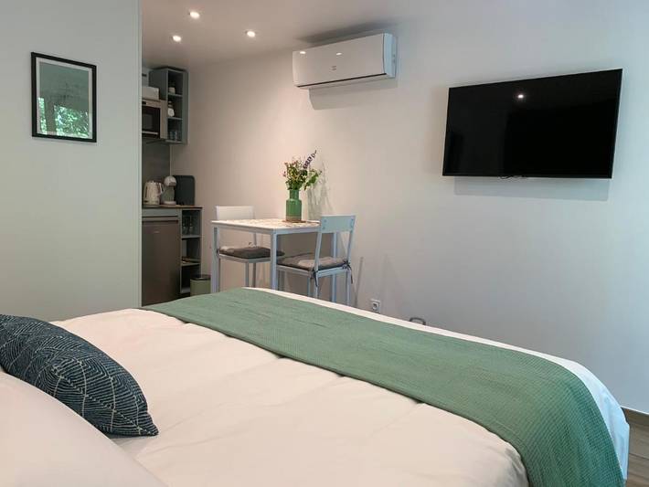 Chambre d’hôte pour 2 personnes, avec jardin ainsi que piscine et vue dans Hautes-Alpe - 2