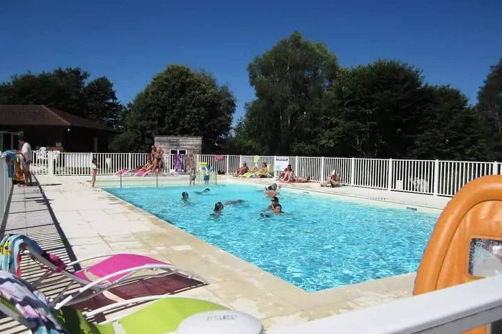 Gîte pour 5 personnes, avec piscine et terrasse à Seilhac - 3