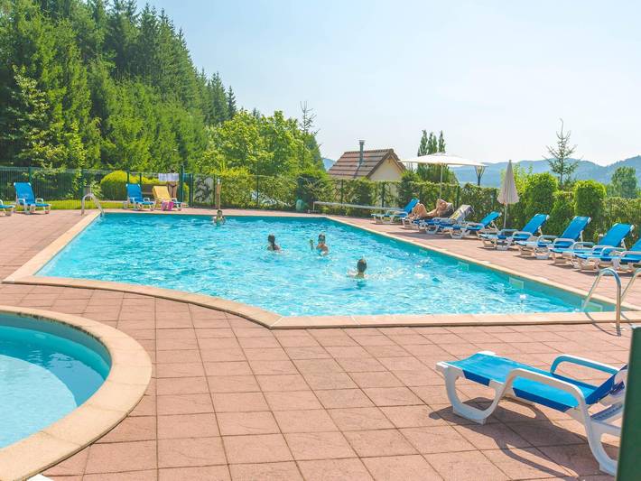 Ferienwohnung für 4 Personen, mit Terrasse und Sauna sowie Pool, mit Haustier - 1
