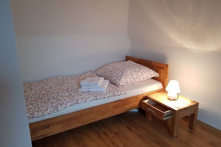 Nordseeblick Ferienhaus in Alleinlage mit Meerblick und Hund in Wobbenbüll, Nordfriesland