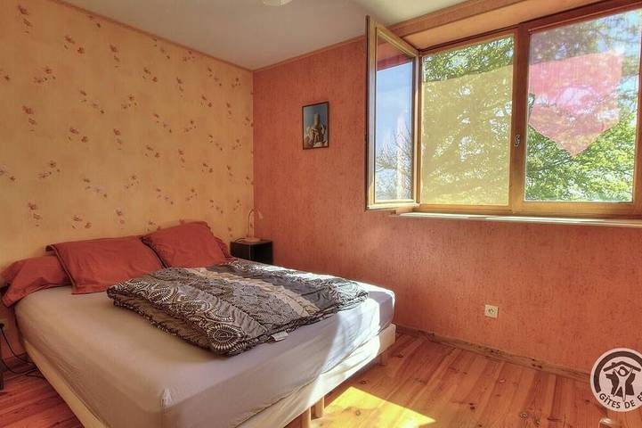 Location de vacances pour 4 personnes, avec jardin à Condrieu - 2