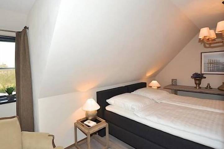 Ganze Wohnung, Luxuriöses App \"Altes Pastorat 3\" - Erholung für 6 Personen mit Sauna in St. Peter-Ording, Eiderstedt