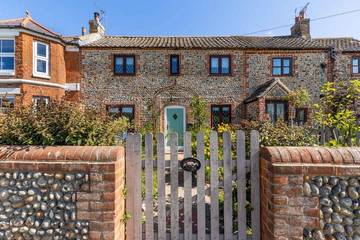 Cottage for 8 People in Broomholm, Norfolk, Photo 2