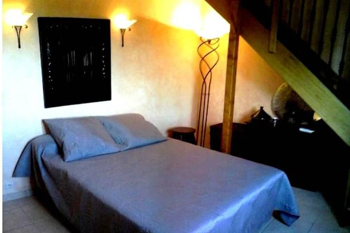 Location de vacances pour 7 personnes, avec jardin à Althen-des-Paluds - 2