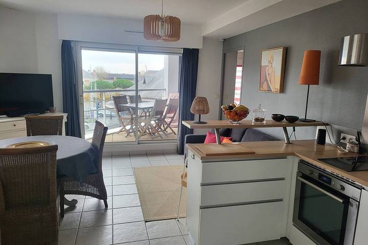 Gîte pour 3 personnes, avec terrasse dans Office de Tourisme de Pornichet