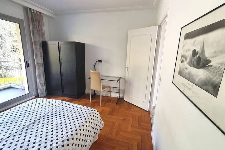 Gîte pour 4 personnes, avec balcon et piscine, animaux acceptés à Caluire-et-Cuire - 4