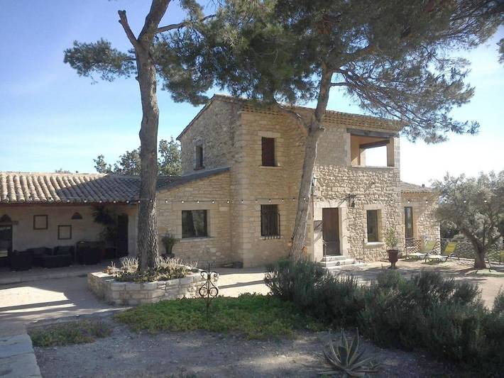 Villa pour 2 personnes, avec piscine ainsi que jardin et jacuzzi