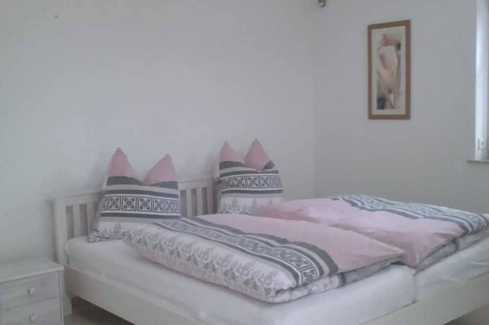 Ganze Wohnung, Moderne neue  Ferienwohnung im Erzgebirge für 2 bis 4 Personen in Pobershau, Marienberg