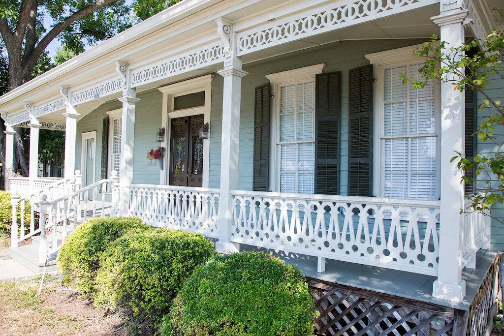 Downtown Beauty, die Schönheit des Balls. 4 Schlafzimmer, 2 Bäder. Direkt in der Innenstadt. in New Braunfels, Comal County