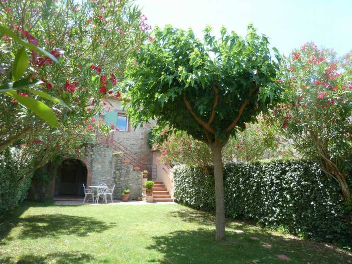 Casa de huéspedes para 2 personas, con terraza y jardín - 1