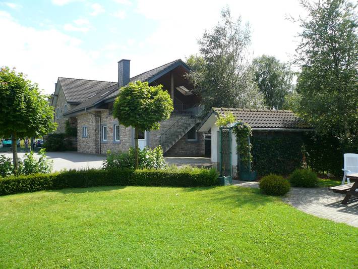Gîte pour 23 personnes, avec Jardin et Sauna dans les Hautes Fagnes