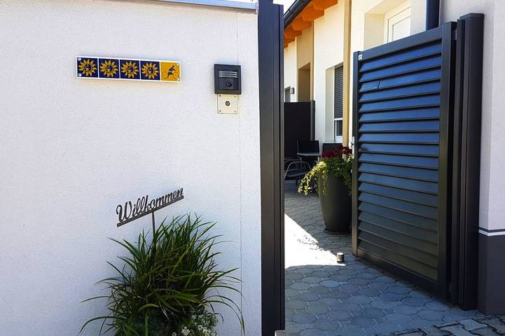 Ferienwohnung für 4 Personen, mit Terrasse und Garten in Frauenkirchen