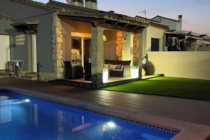 Ferienhaus für 8 Personen, mit Garten und Terrasse - 1