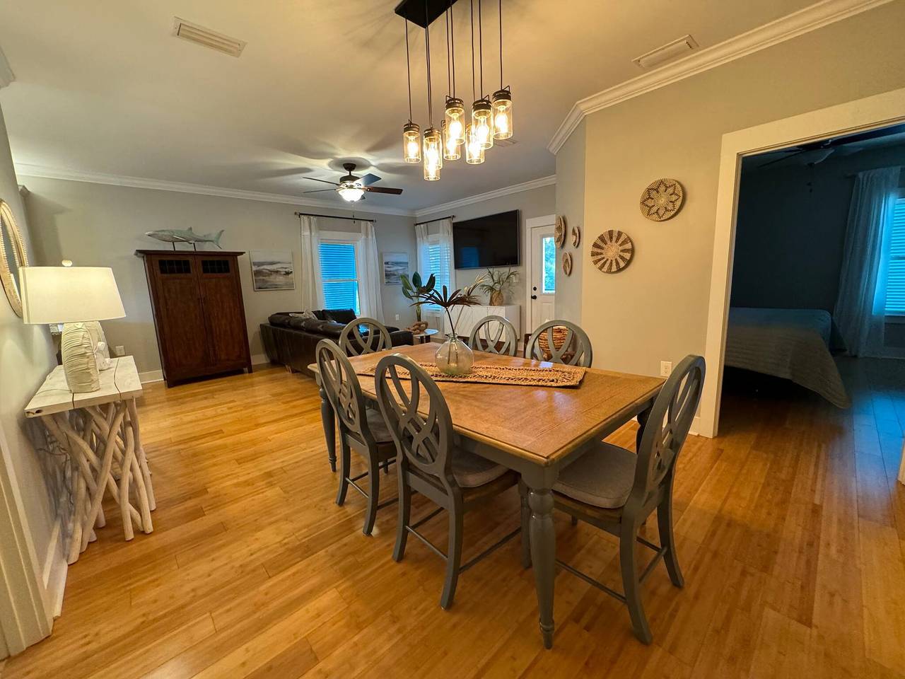Entire apartment, 4005 Rookery 3 Sea Story with 2 pools beach access and lots of beach amenities in Fort Morgan, Mobile Bay