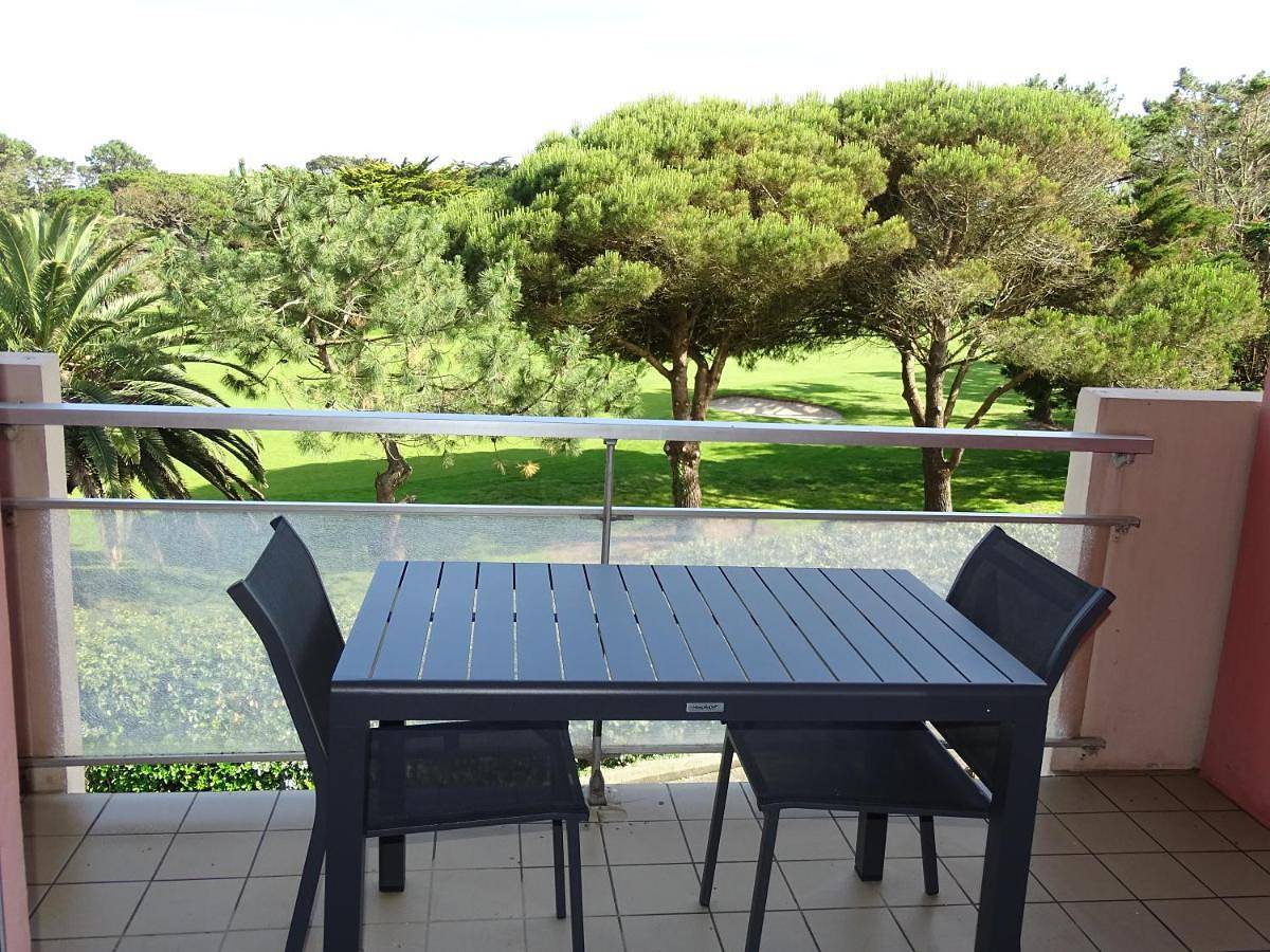 Appartement entier, One-Bedroom Apartment in Le Phare (Biarritz), Anglet