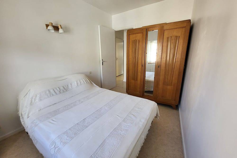 4 pers Apartment - In the heart of the historic medieval center of Le Malzieu-Ville in Le Malzieu-Ville, Mende und Umgebung