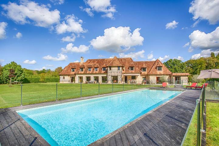 Cottage pour 20 personnes, avec jardin, adapté aux familles à Vauville