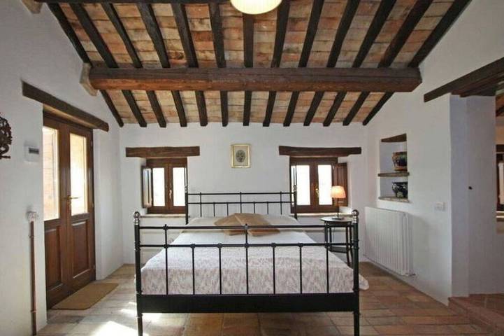 Villa la Dolcevita in Montegiorgio, Provincia di Fermo