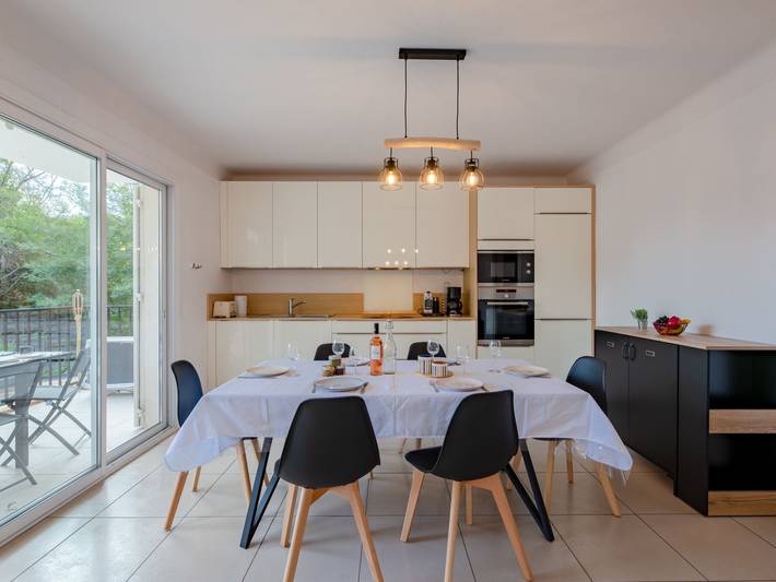 Gîte pour 6 personnes, avec terrasse dans Saint-Aygulf - 2