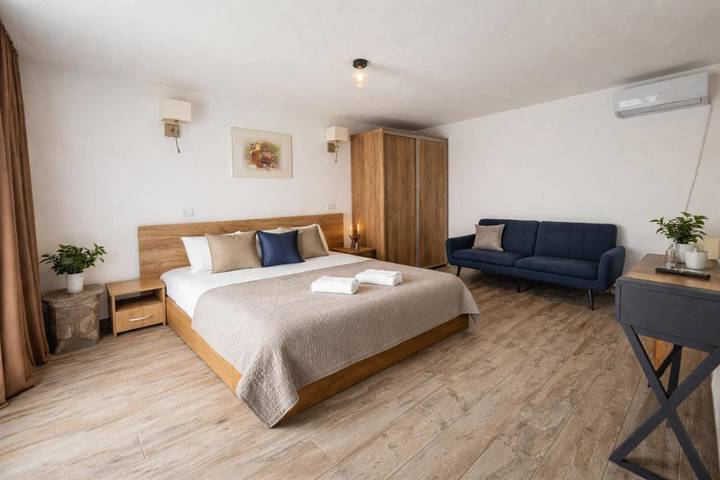 Maison d’hôte pour 2 personnes, avec jacuzzi et jardin ainsi que piscine et sauna, adapté aux familles en Roumanie - 3