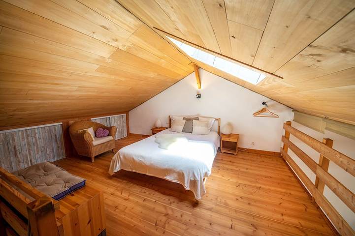 Gîte pour 4 personnes, avec jardin ainsi que balcon et piscine à Plazac - 2