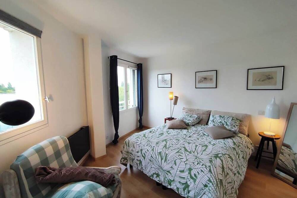 Apartamento entero, Night in the Heart of Torcy in Sena y Marne