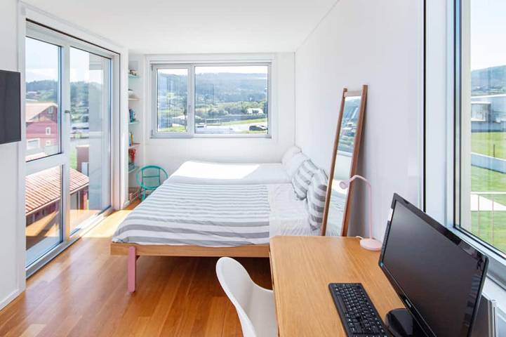 Ag Villa Razo Deluxe, with swimming pool and beach 400m away in Razo, Carballo