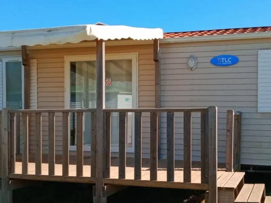 Aux 4 vues - Mobile home 4 persons - Mobile-Home 2 Bedrooms 4 People Clim Tv Tc in Saint-Papoul, Carcassonne region