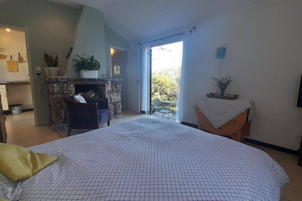 Apartamento entero, Peaceful Studio with garden close to the village in Bargemon, Region de Draguignan