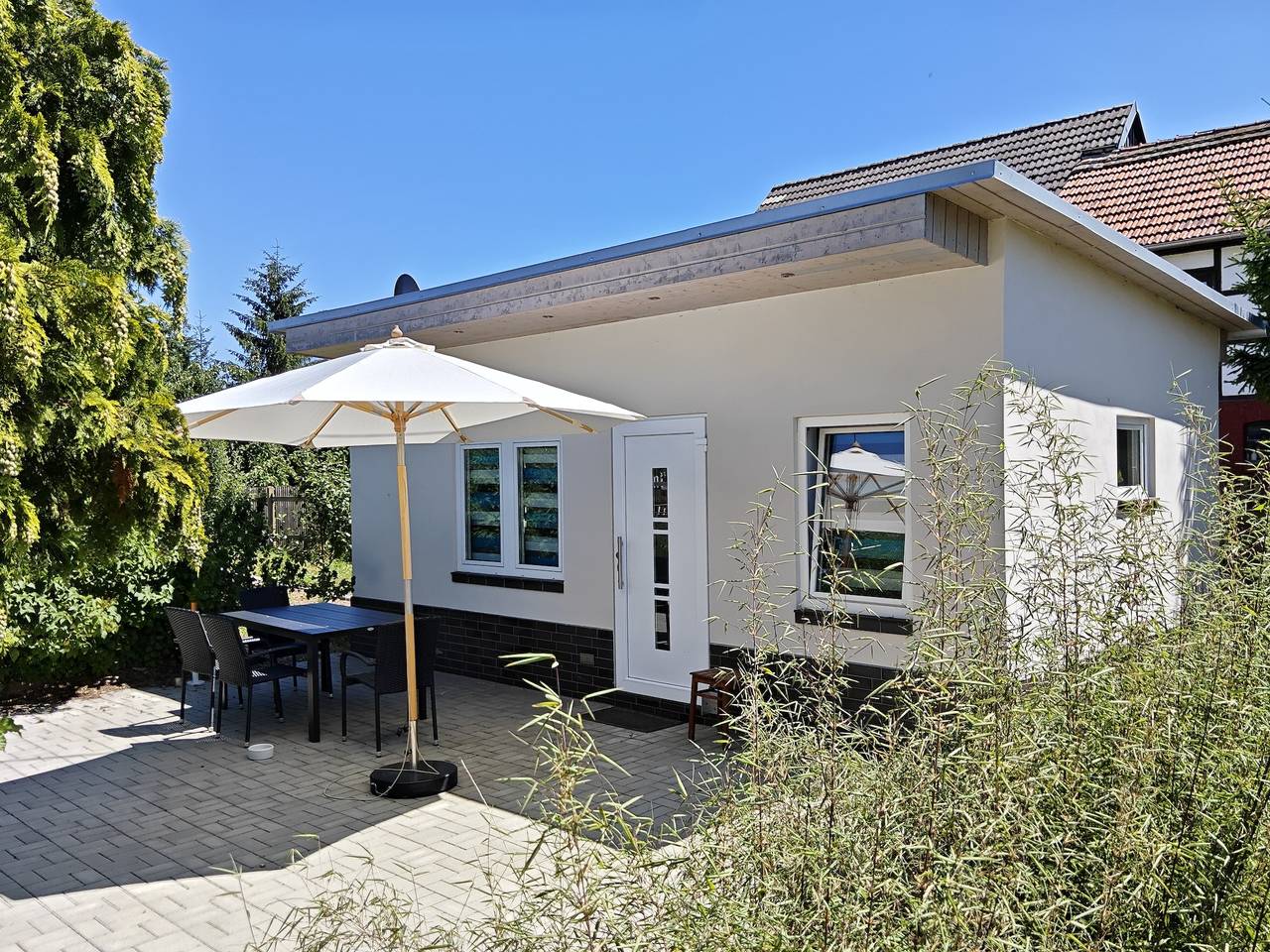 Ganze Ferienwohnung, Sommerfrische Unterhasel "Mona-Lisa" - Bungalow Mona in Uhlstädt-Kirchhasel, Saaleland