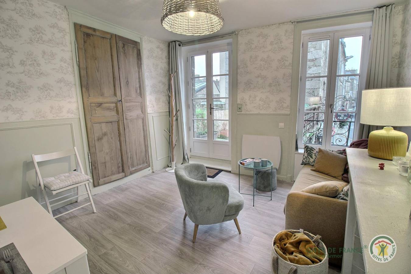 La terrasse du champ clos in Dinan, Région de Dinan