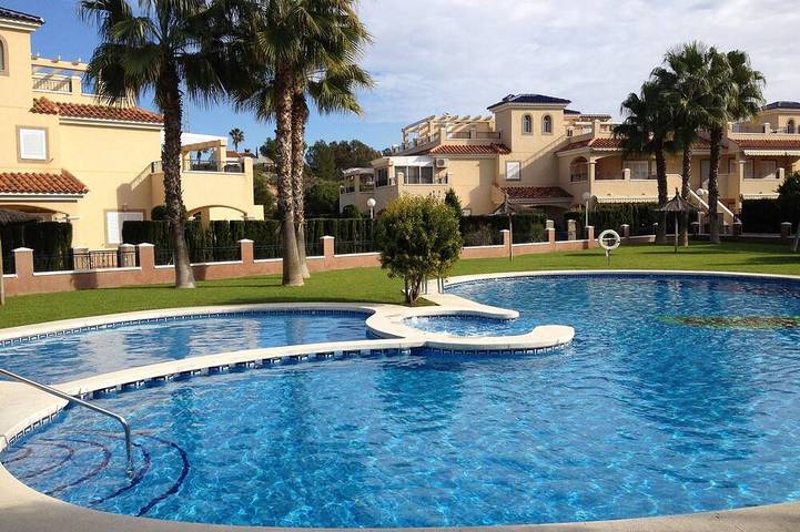 Holiday apartment for 6 people, with terrace and garden as well as pool - 1