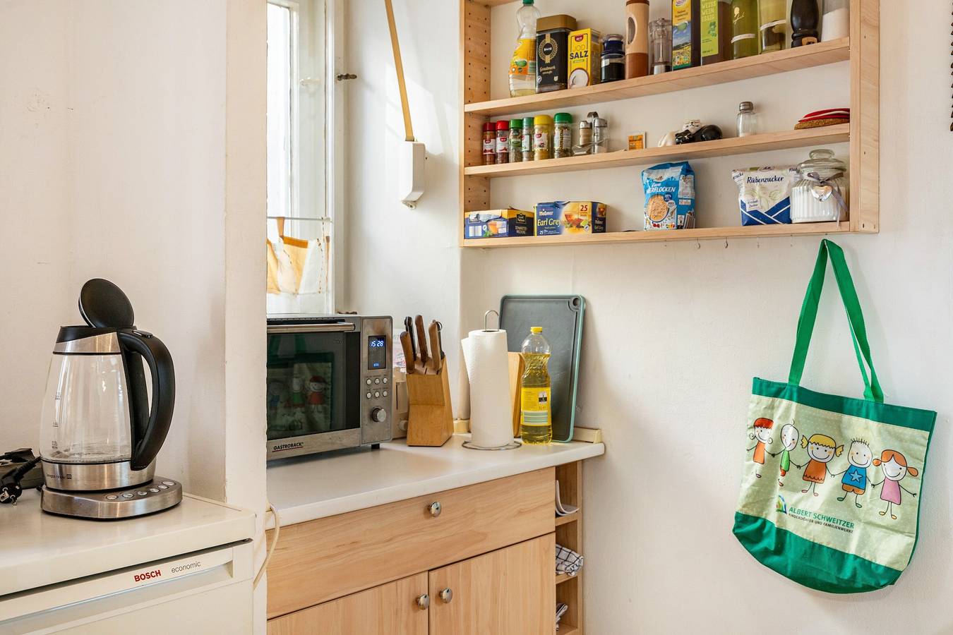 Ganze Wohnung, Ferienwohnung 'Appartement Berlin Charlottenburg' mit Wlan in Charlottenburg Berlin, Berlin